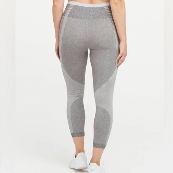 Spanx Look At Me Now Seamless Sculpt Casual Legging Spacedye cloudy grey Large - Picture 2 of 10